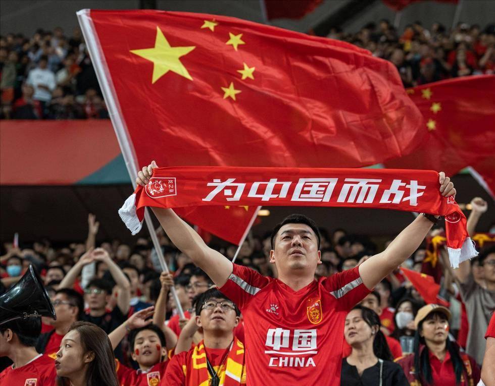 本世纪俱乐部+国家队助攻榜单：梅西446次第1，C罗305次第6（本世纪助攻榜（俱乐部+国家队）：梅西446次居首，C罗305次位列第六）