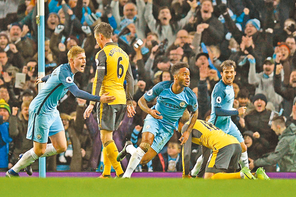 中超半场：里切利头球破门，青岛西海岸1-0长春亚泰（半场战报：里切利头槌建功，青岛西海岸暂1-0领先长春亚泰）