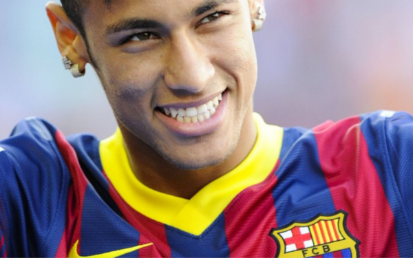 国际友谊赛半场：权赫圭头球造险，韩国0-0加纳（国际热身赛半场：权赫圭头球制造威胁，韩国与加纳0-0暂平）